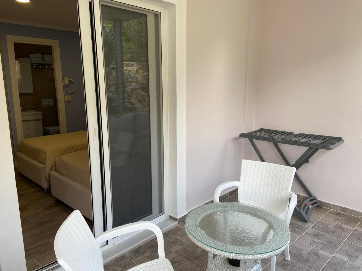 Persephone Hotel Himarë Eksteriør billede