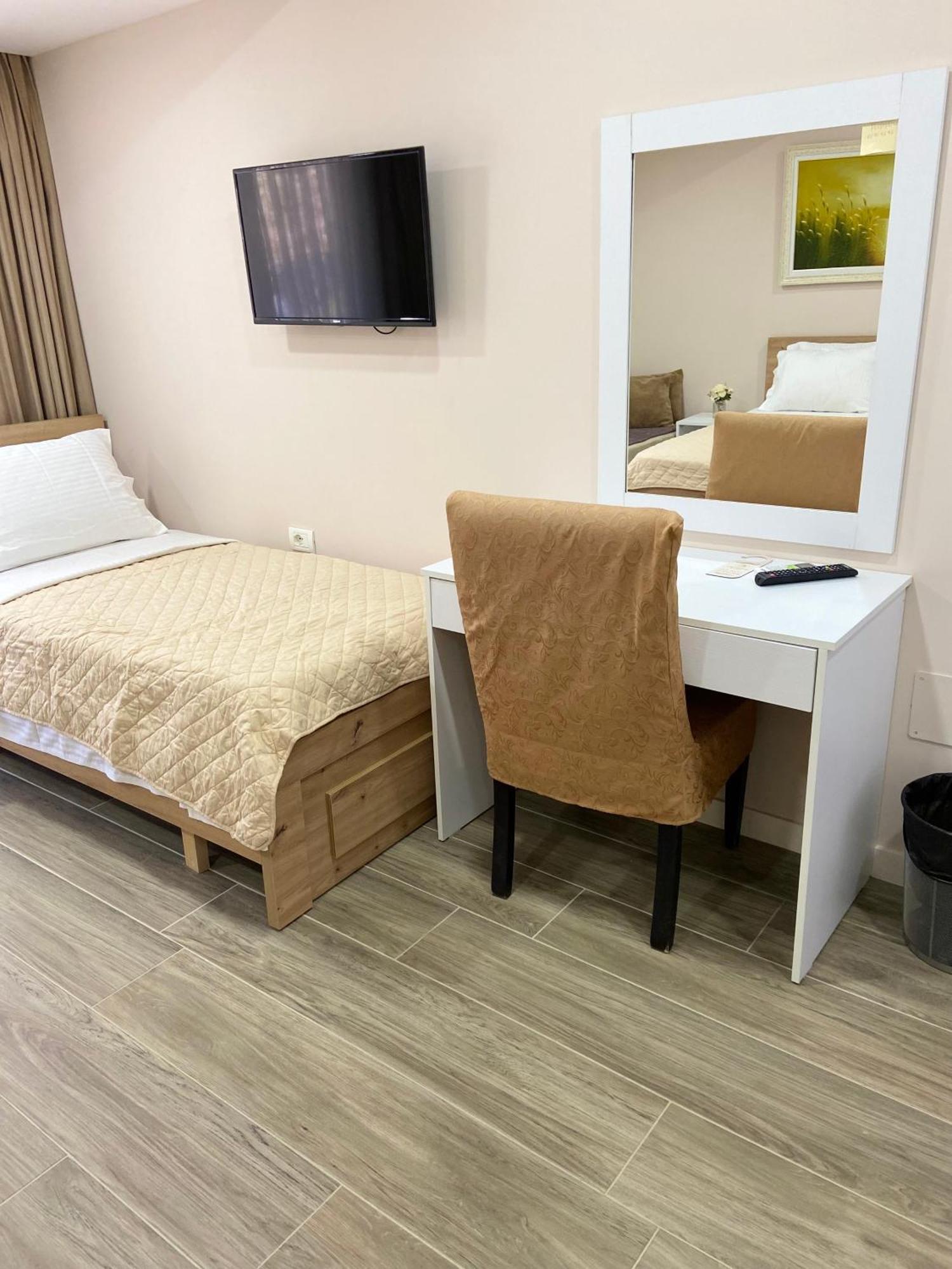 Persephone Hotel Himarë Eksteriør billede